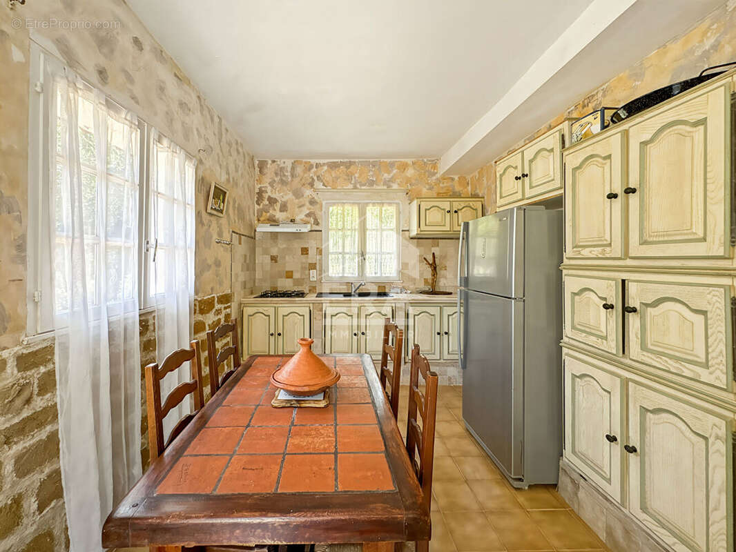 Maison 120m² à camps-la-source - photo 13