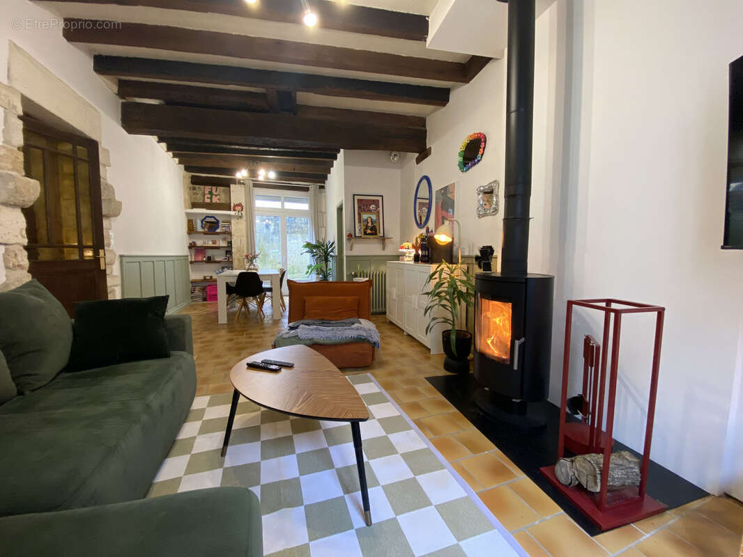 Maison à LA ROCHEFOUCAULD