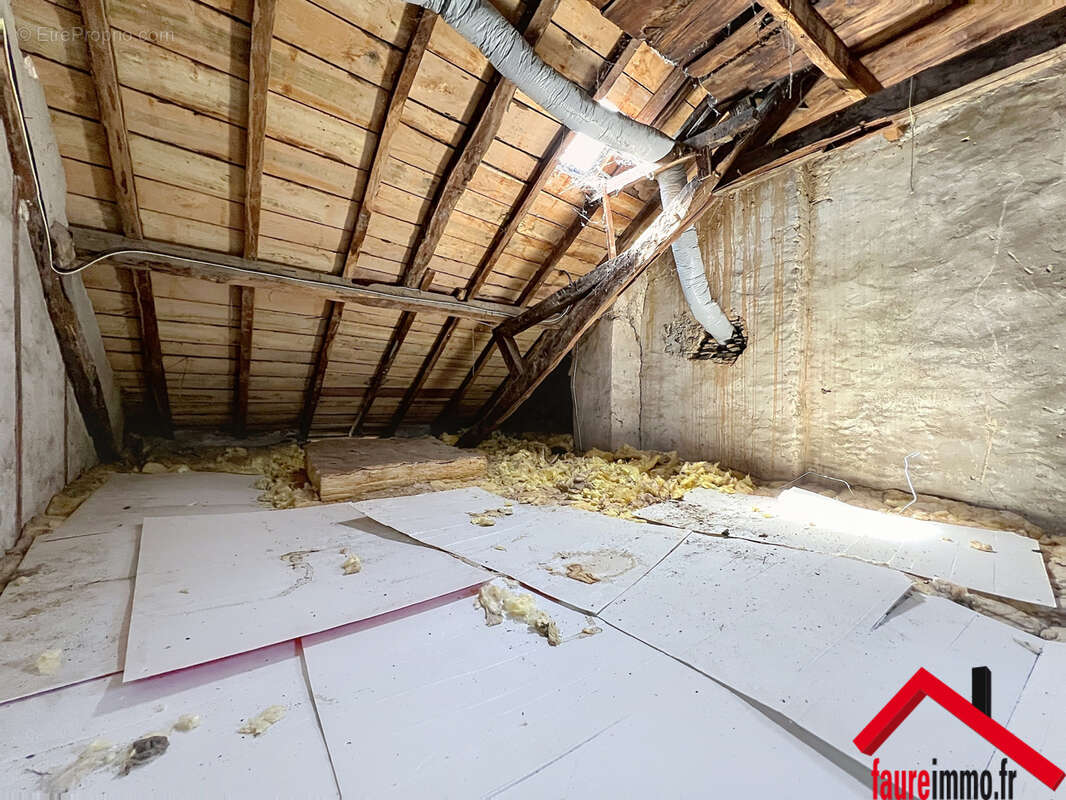 Appartement à DONZENAC