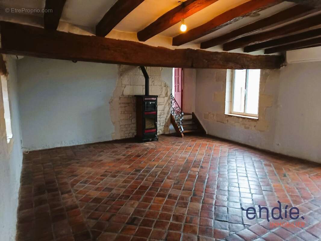 Maison à VARENNES