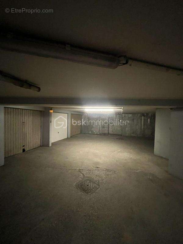 Garage centre ville - photo 3