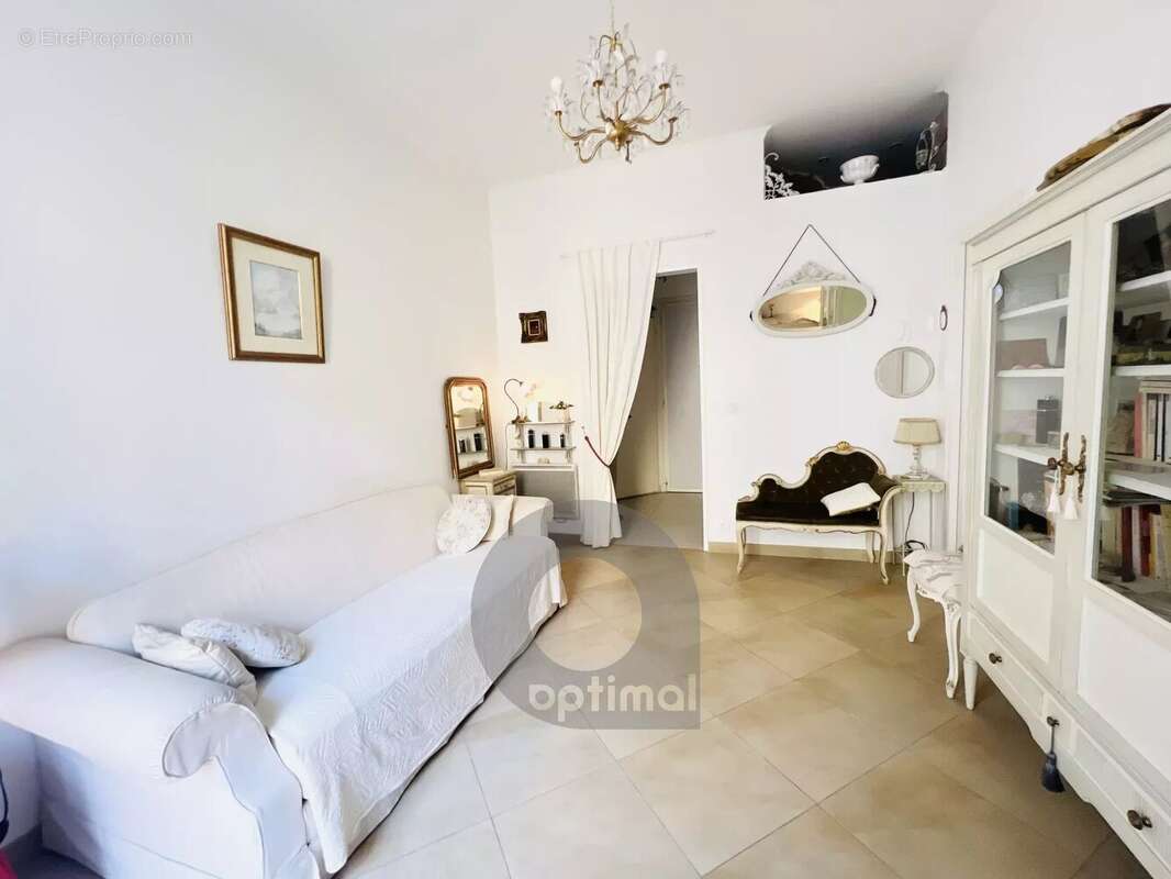 Appartement à MENTON