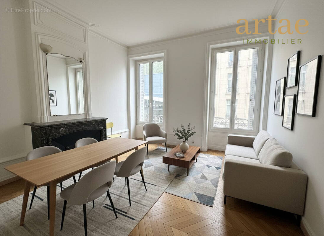 Appartement à LYON-9E
