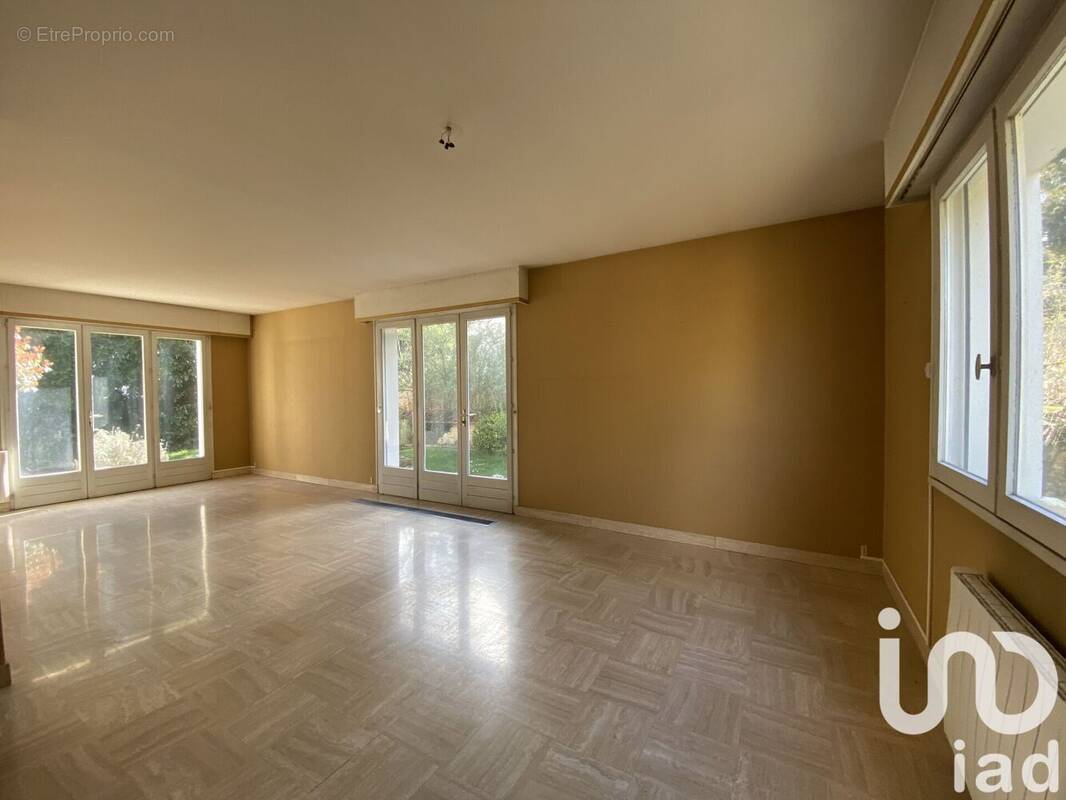 Photo 1 - Maison à SERMAISES