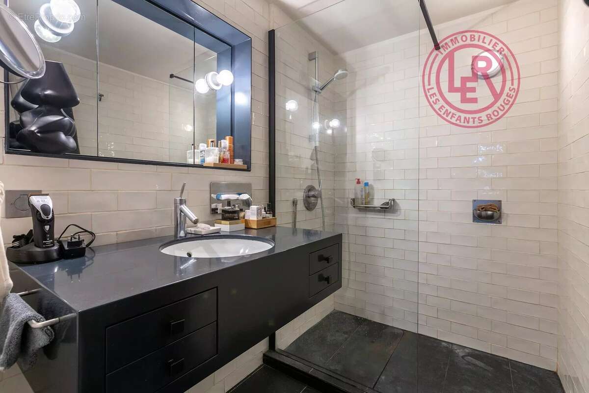 Appartement à PARIS-19E