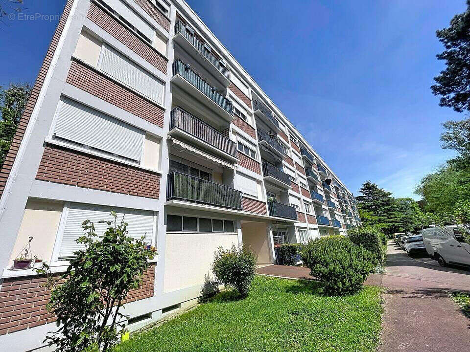 Appartement à AUBERGENVILLE