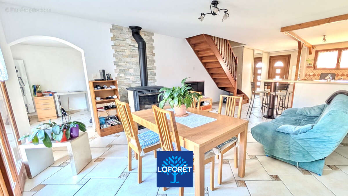 Maison à SAINT-PRIEST