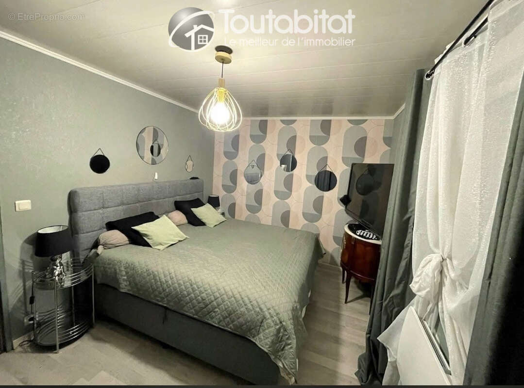 Appartement à CHARLEVILLE-MEZIERES