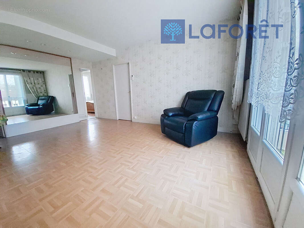 Appartement à LAGNY-SUR-MARNE