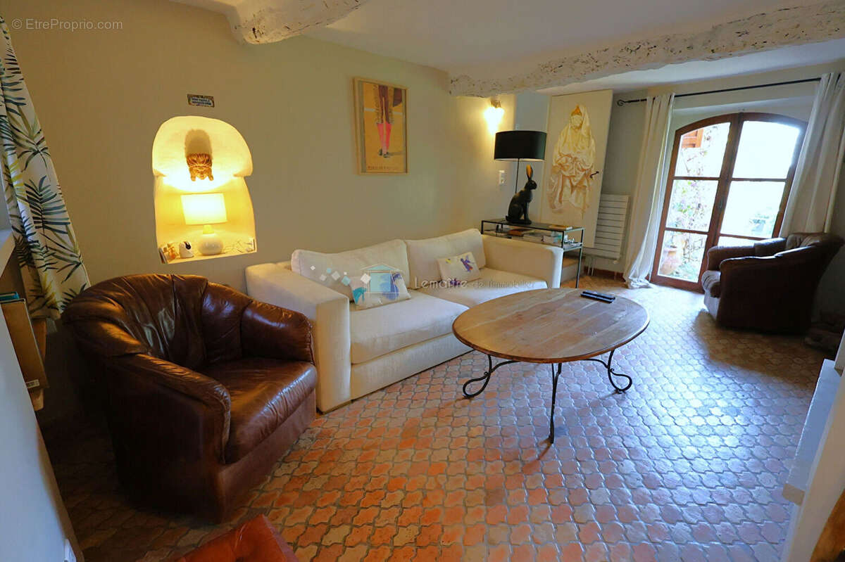 Maison à PEYMEINADE