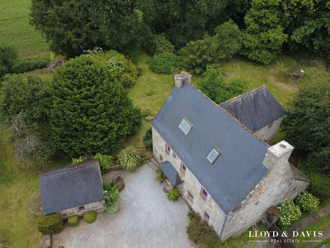 176 m² à Kergrist-Moelou  - photo 3