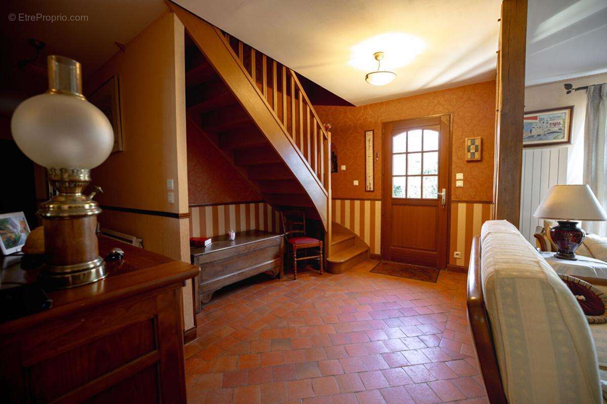 Maison à BOUZY-LA-FORET