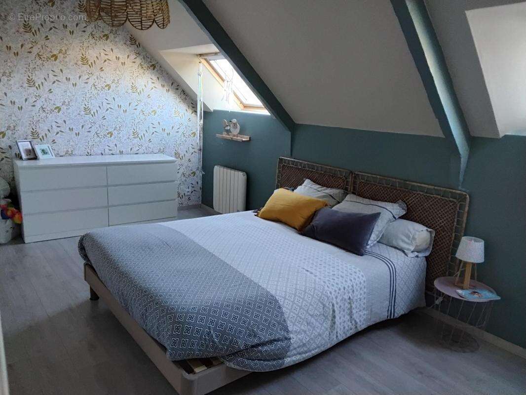 Maison à MINIAC-MORVAN