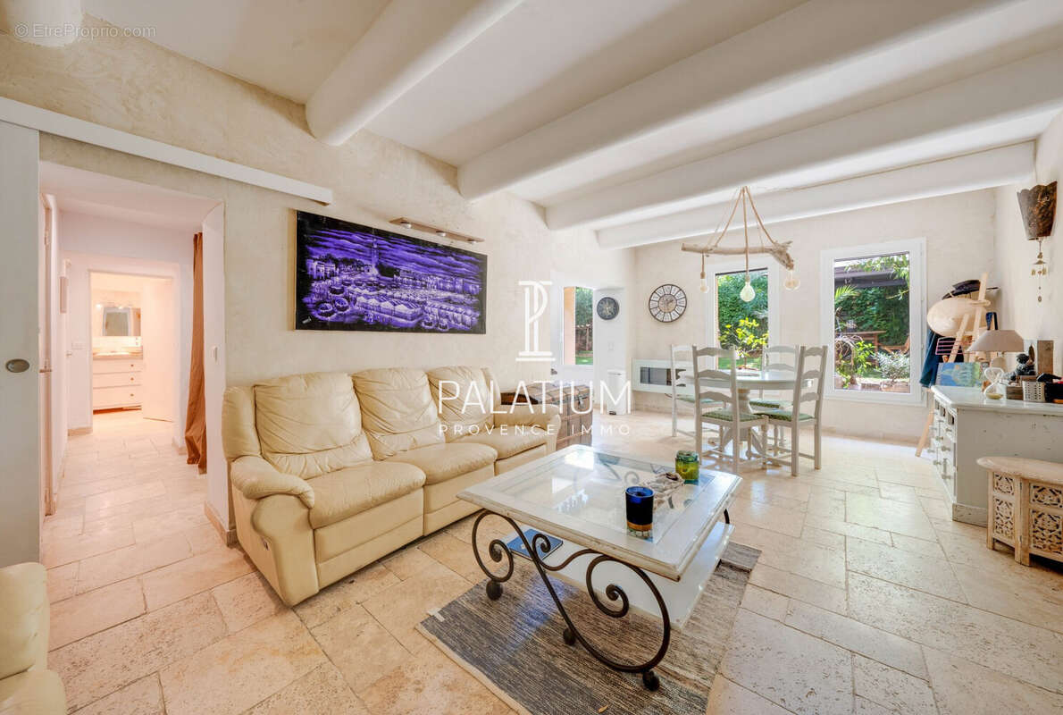Appartement à AIX-EN-PROVENCE