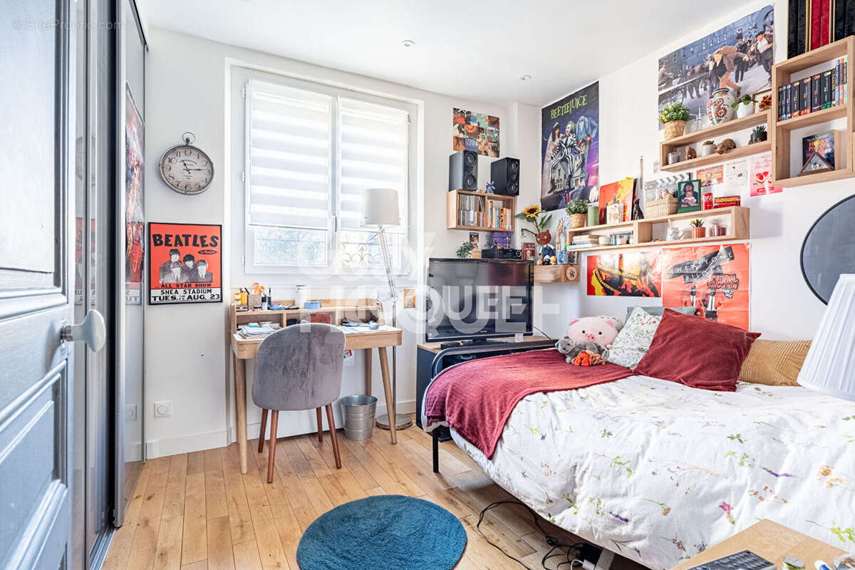 Appartement à ASNIERES-SUR-SEINE