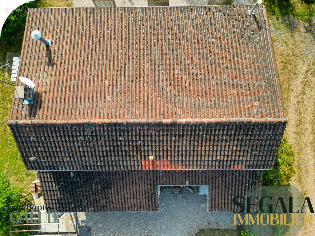 Maison à MONESTIES