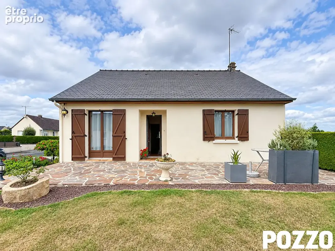 A VENDRE - Maison de plain-pied 72m² avec sous-sol à Grandparigny - photo 2