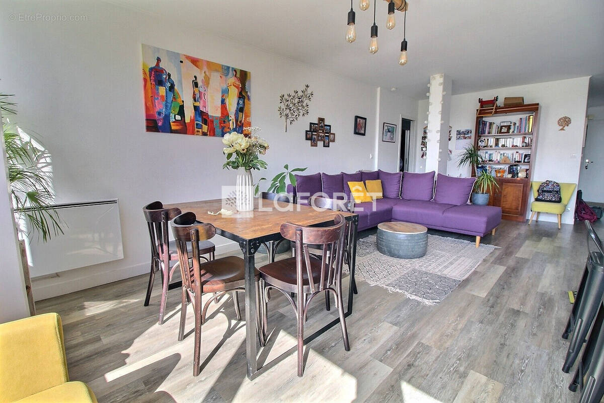Appartement à RUEIL-MALMAISON