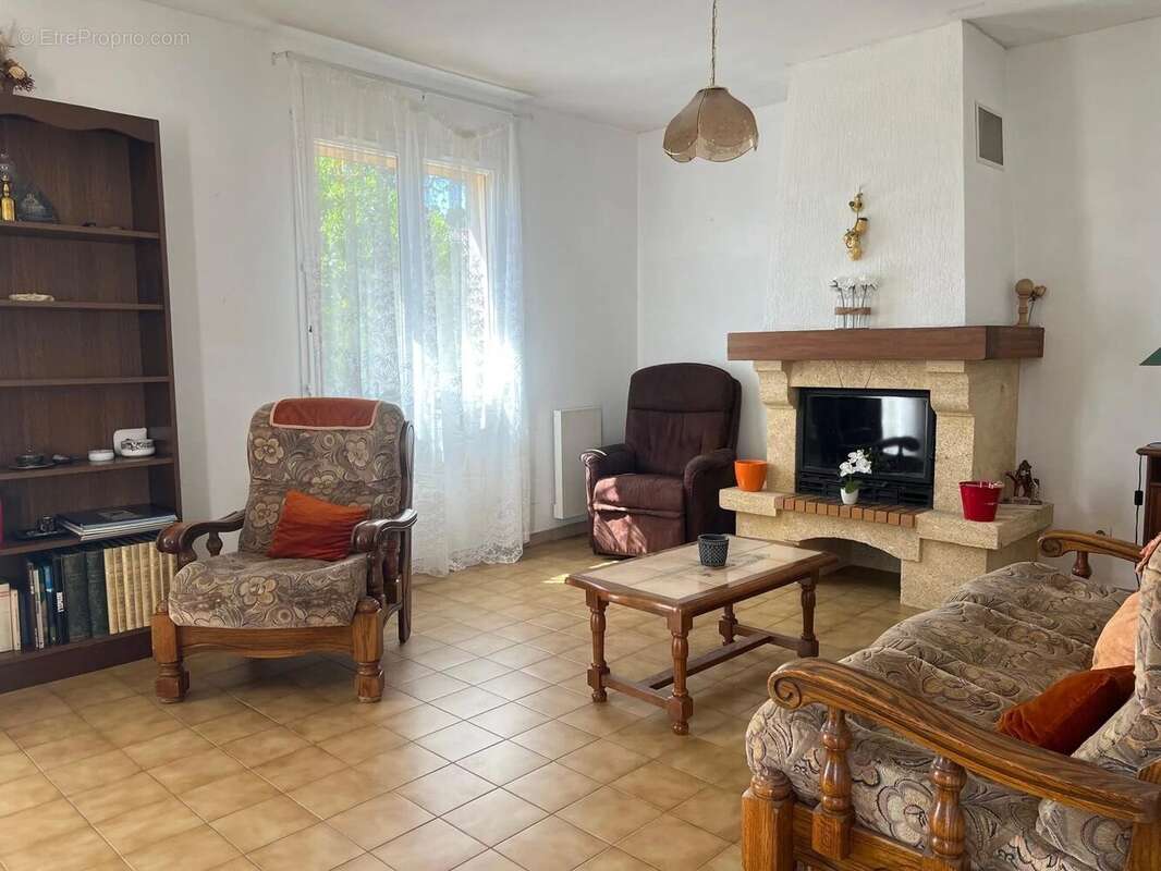 Maison à GINESTAS