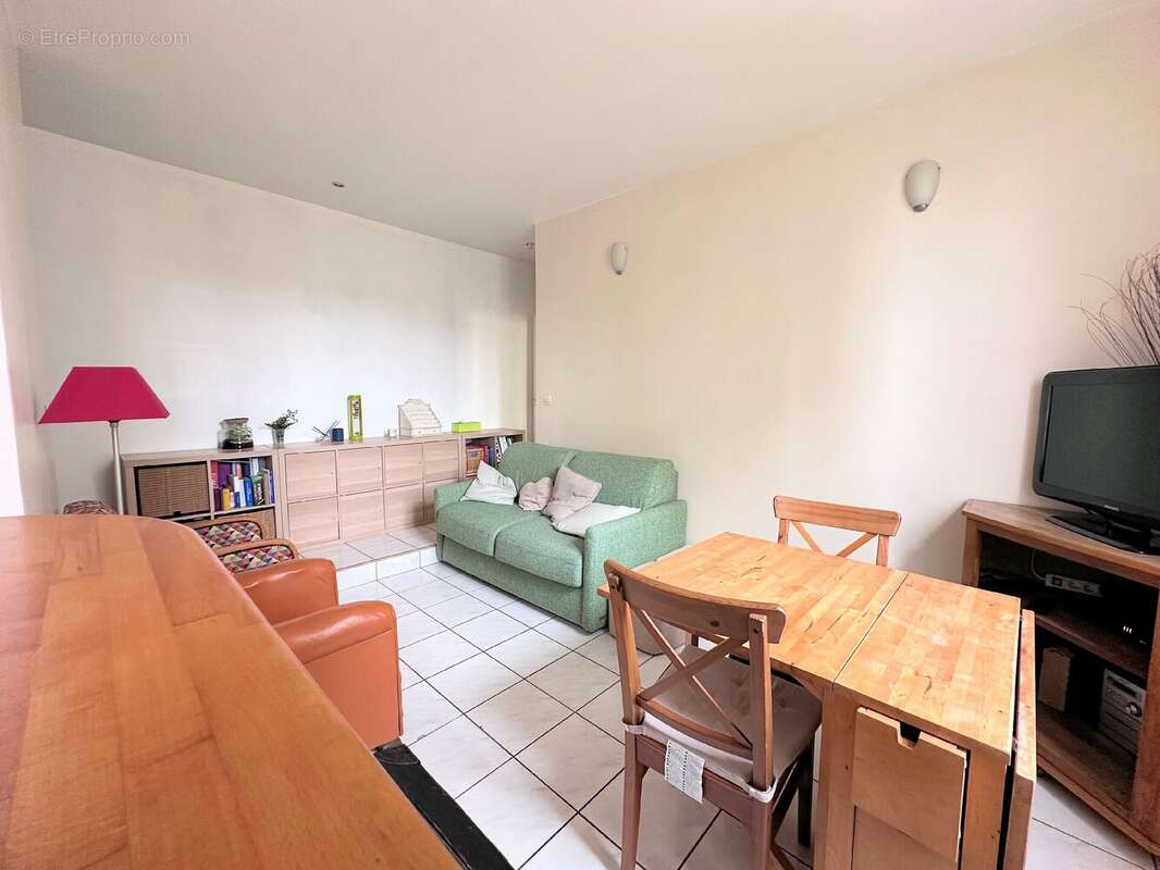 Appartement à SAINT-MAUR-DES-FOSSES