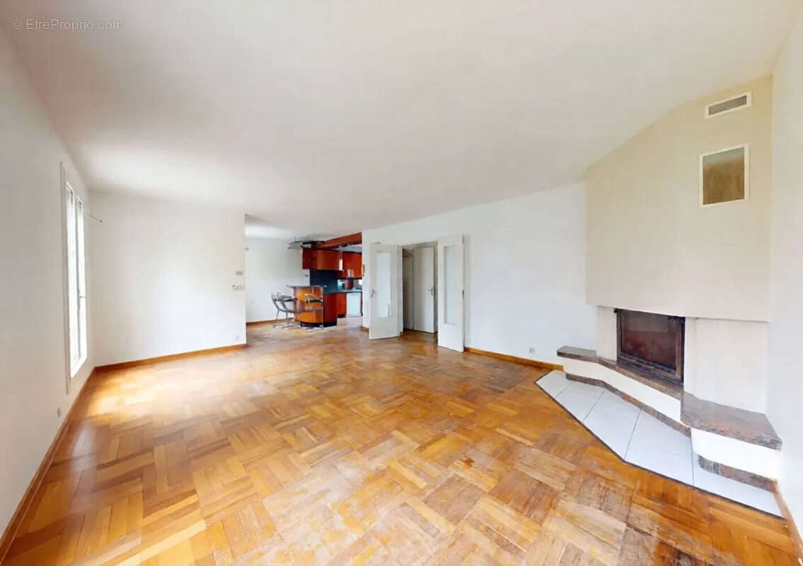 Maison à GRETZ-ARMAINVILLIERS