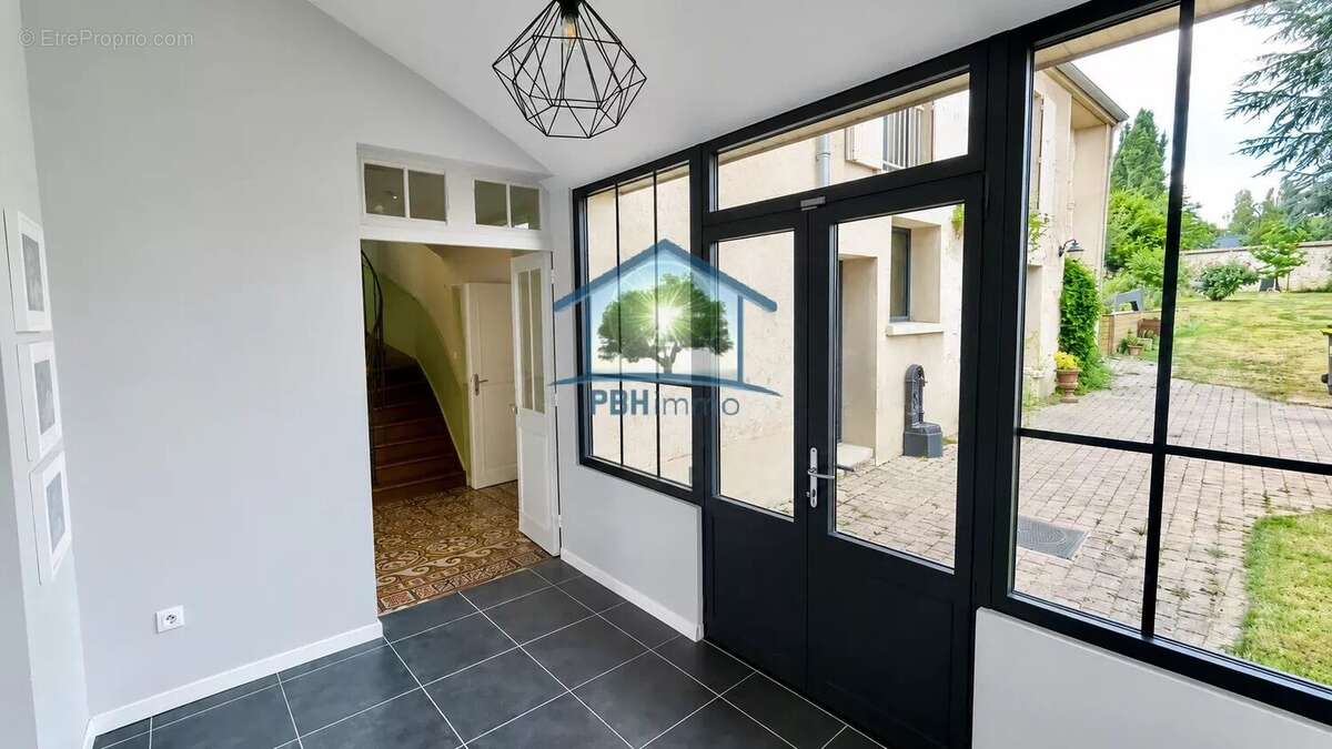 Maison briarde de caractère entièrement rénovée - photo 5