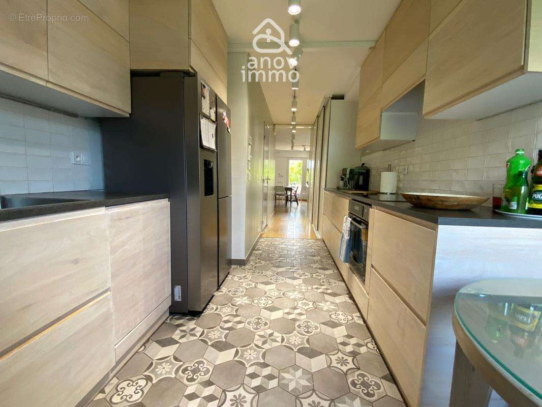 Appartement à LYON-8E