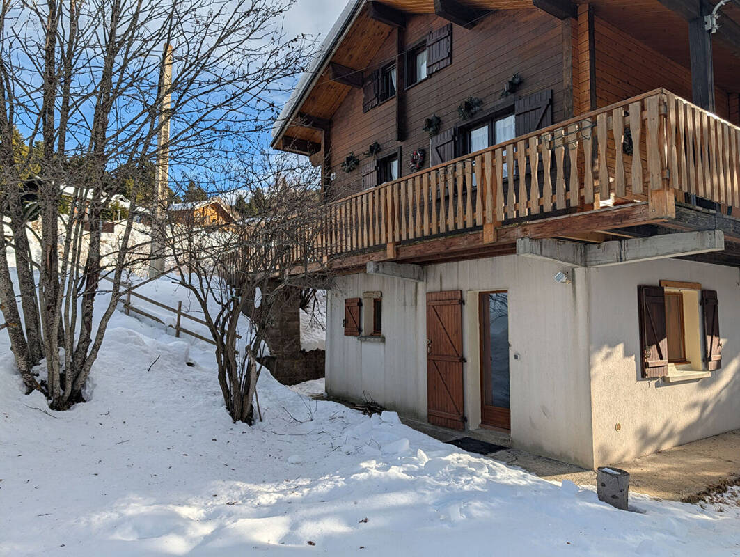 Maison à EYNE