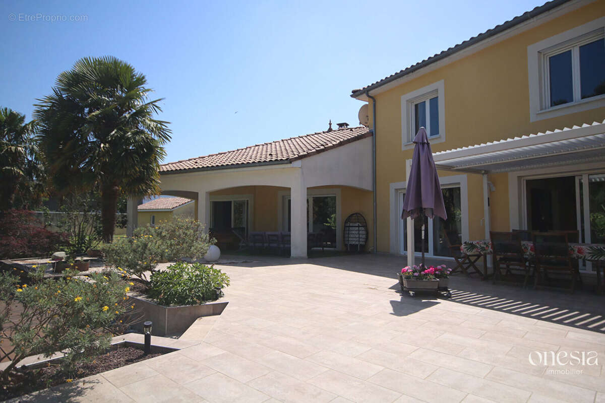 Maison à BIDOS