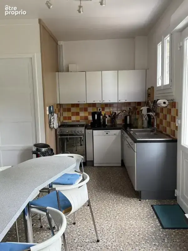 Maison - Sotteville-lès-Rouen- Quartier calme - photo 4