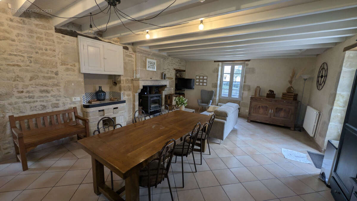 Photo 3 - Maison à SAINT-HILAIRE-DES-LOGES