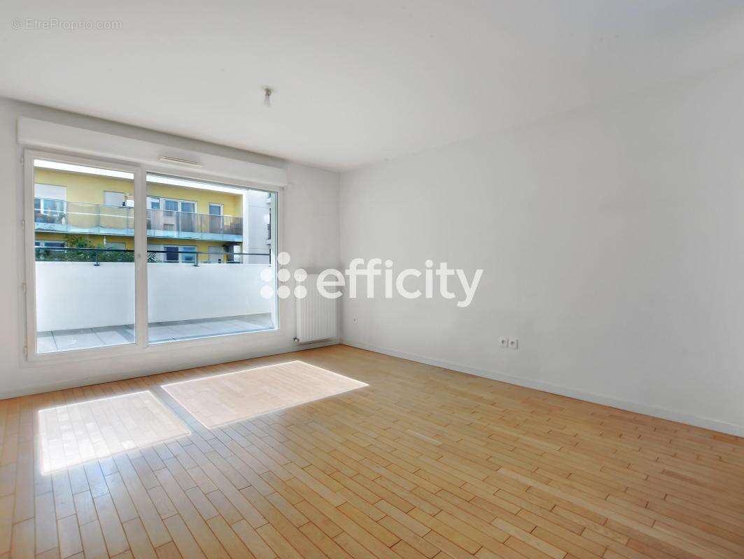Appartement à SAINT-OUEN