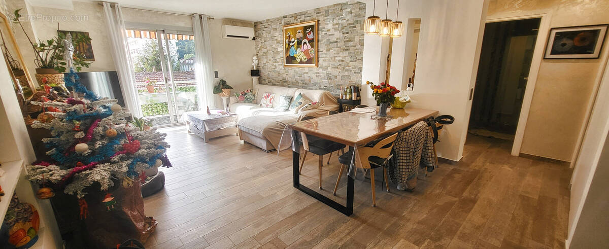 Appartement à MENTON