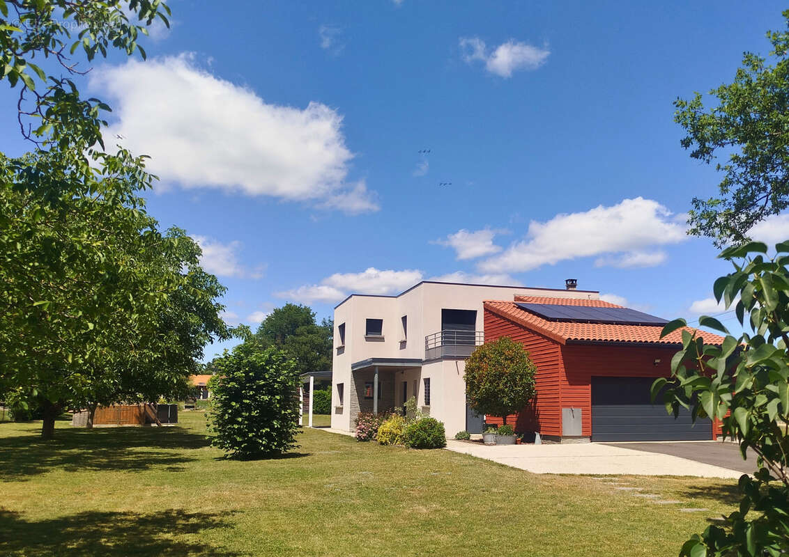 Maison à LEZOUX