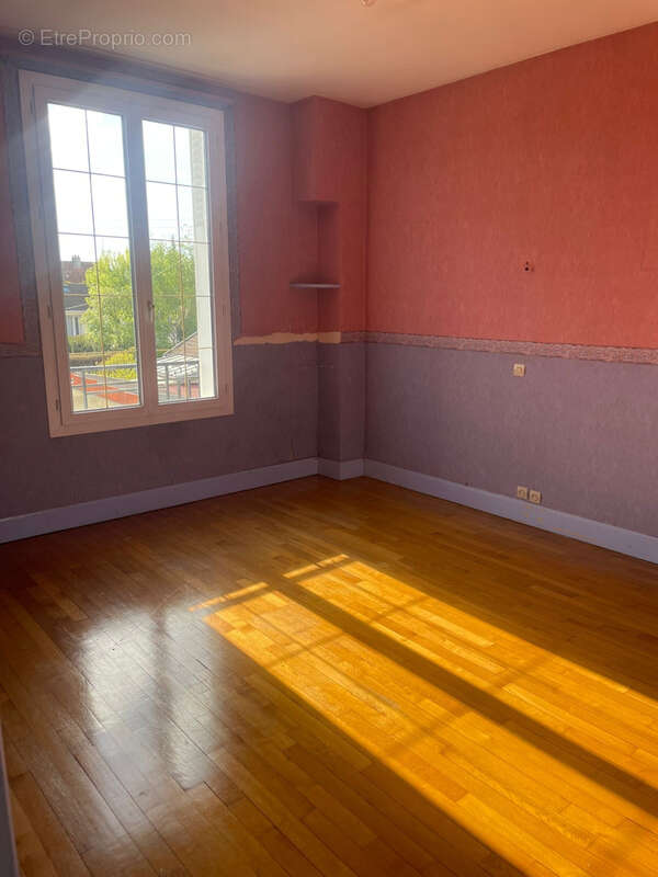 Maison à SAINTE-SAVINE