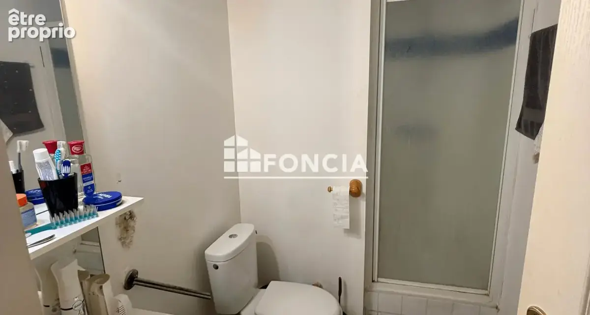 Beau studio avec parking vendu loué pour investissement locatif - photo 5