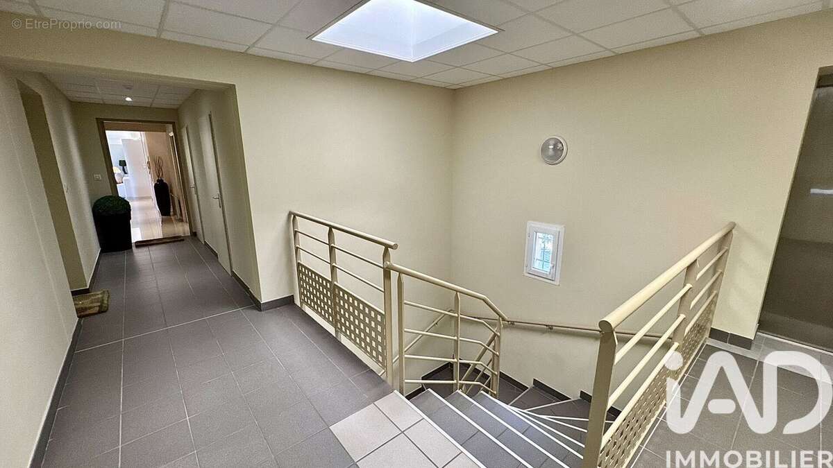 Photo 9 - Appartement à L'ISLE-SUR-LA-SORGUE