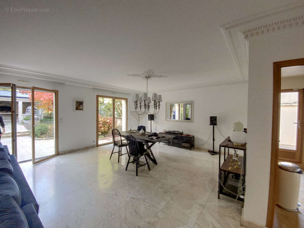 Maison à RUEIL-MALMAISON