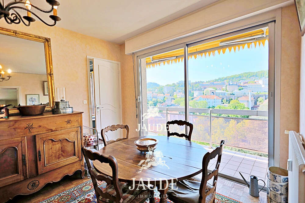 Appartement à CHAMALIERES