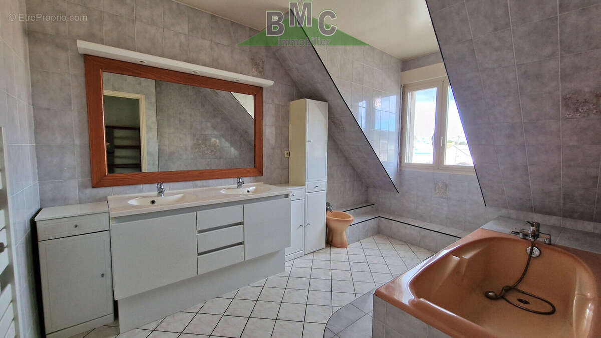 Maison à MONTIGNY-LES-CORMEILLES