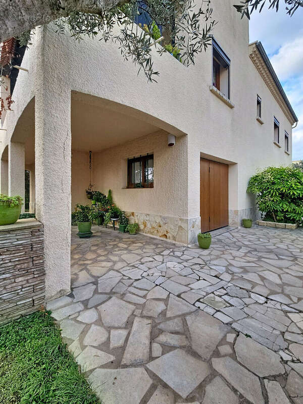 Maison à NIMES