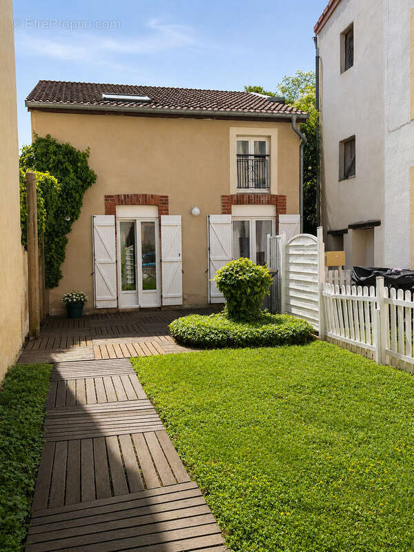 Maison à LE BAN-SAINT-MARTIN