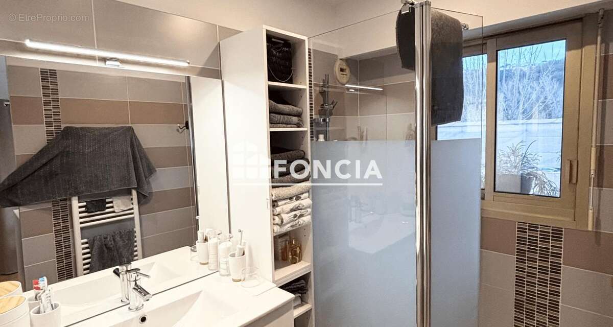 Appartement à MANDELIEU-LA-NAPOULE