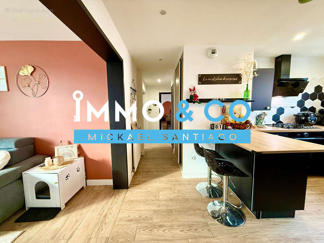 Appartement à BOURG-LES-VALENCE