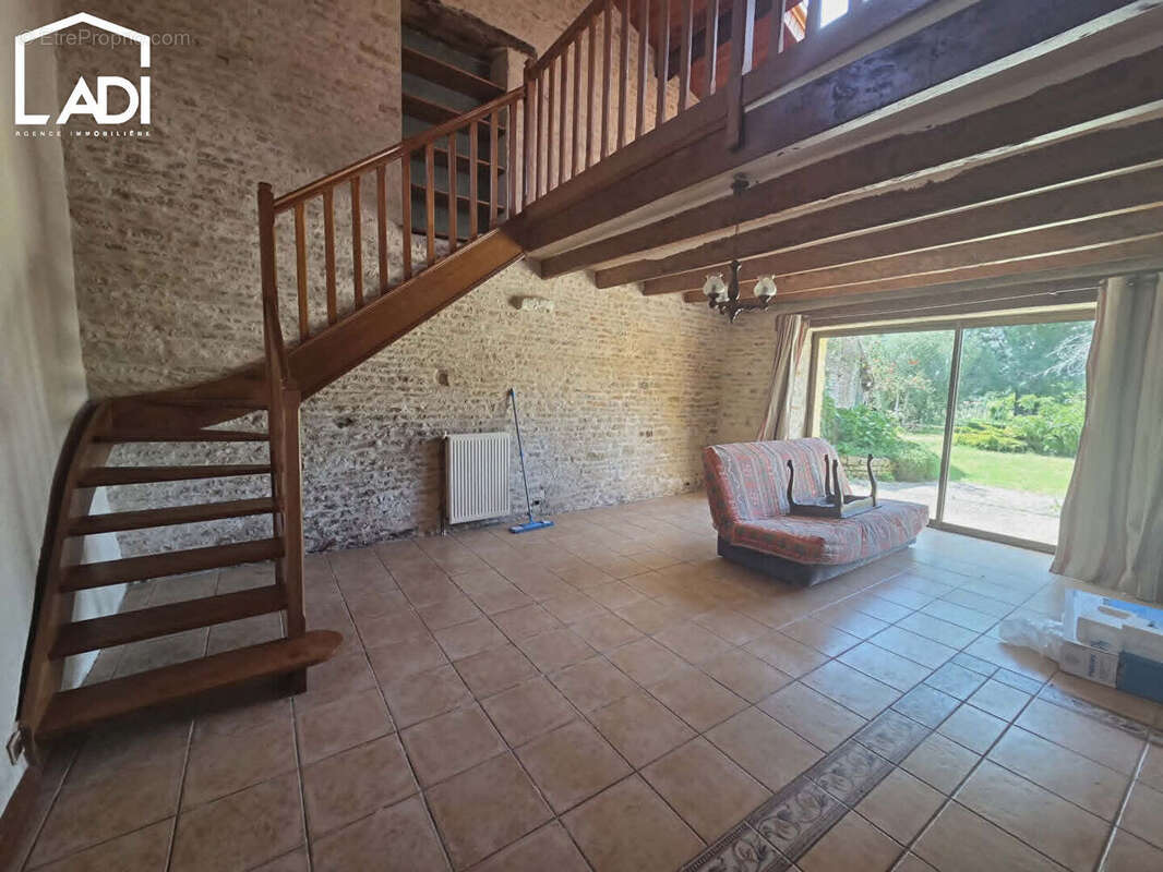 Maison à SAIVRES
