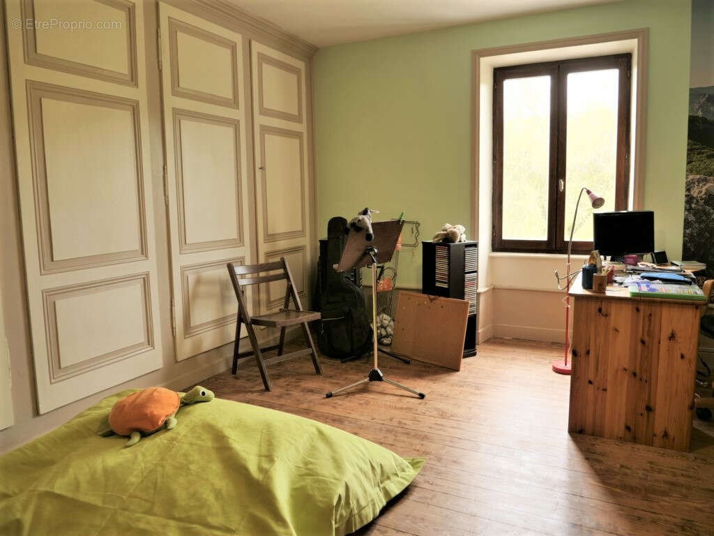 Maison à HAUTEVILLE-LOMPNES