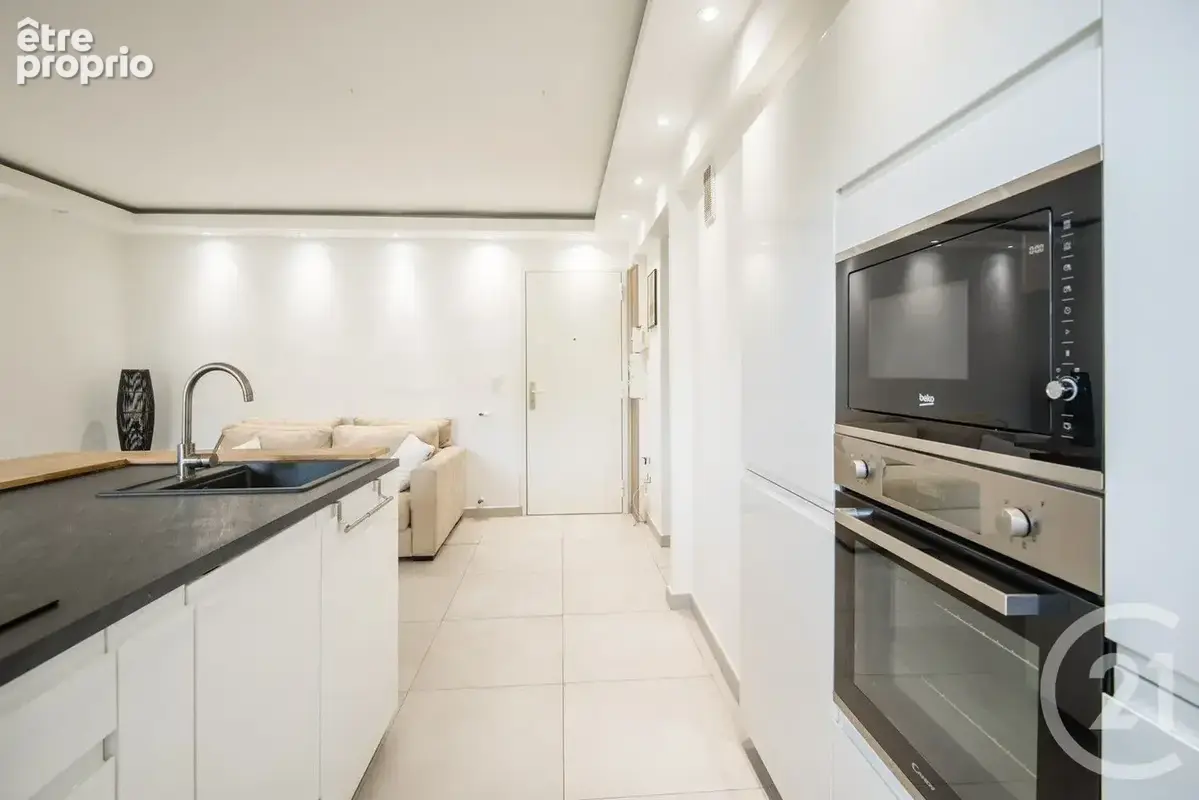 Appartement 38 m² à Le Cannet  - photo 3