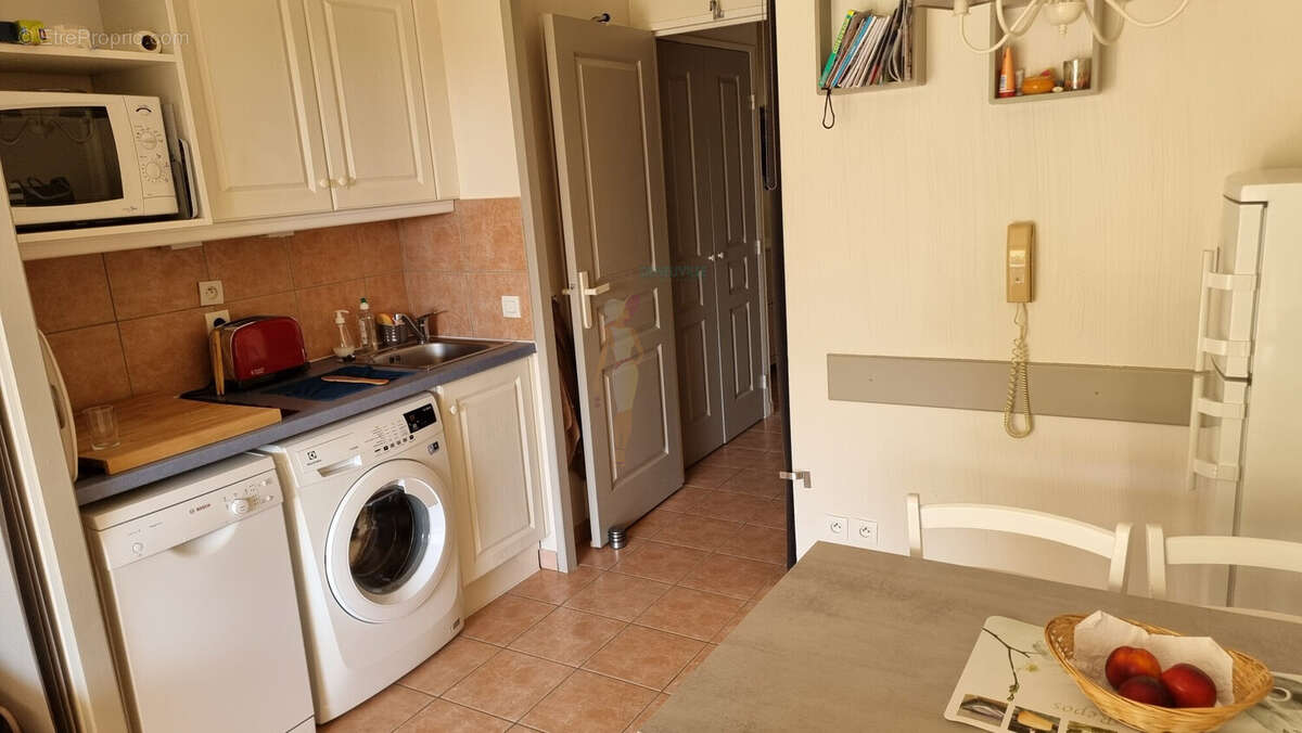 Appartement à LES ISSAMBRES