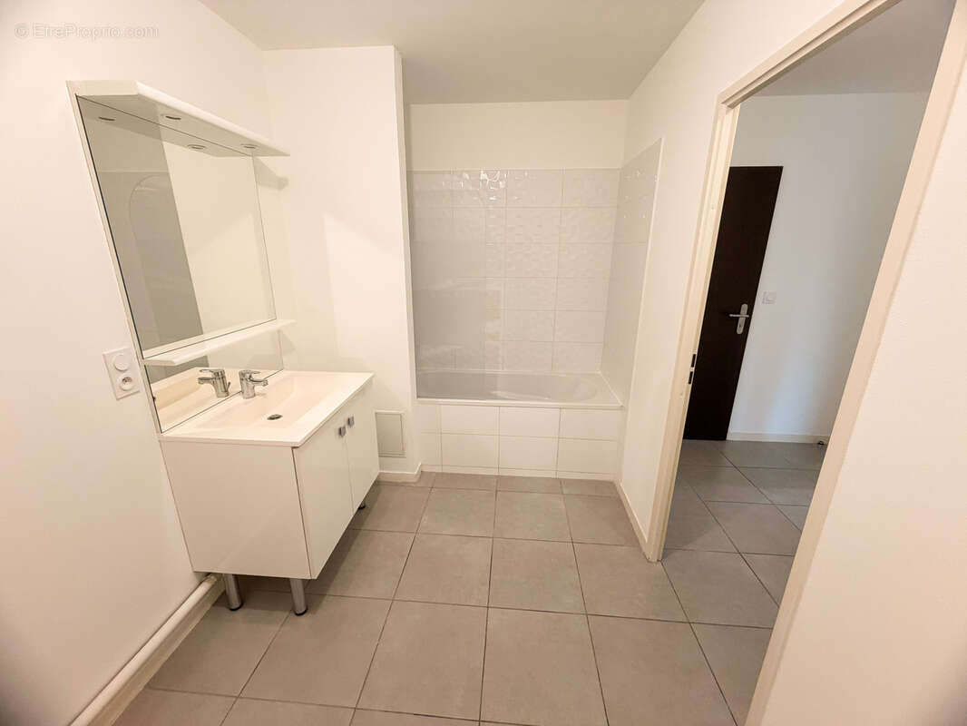 Appartement à VILLENAVE-D'ORNON