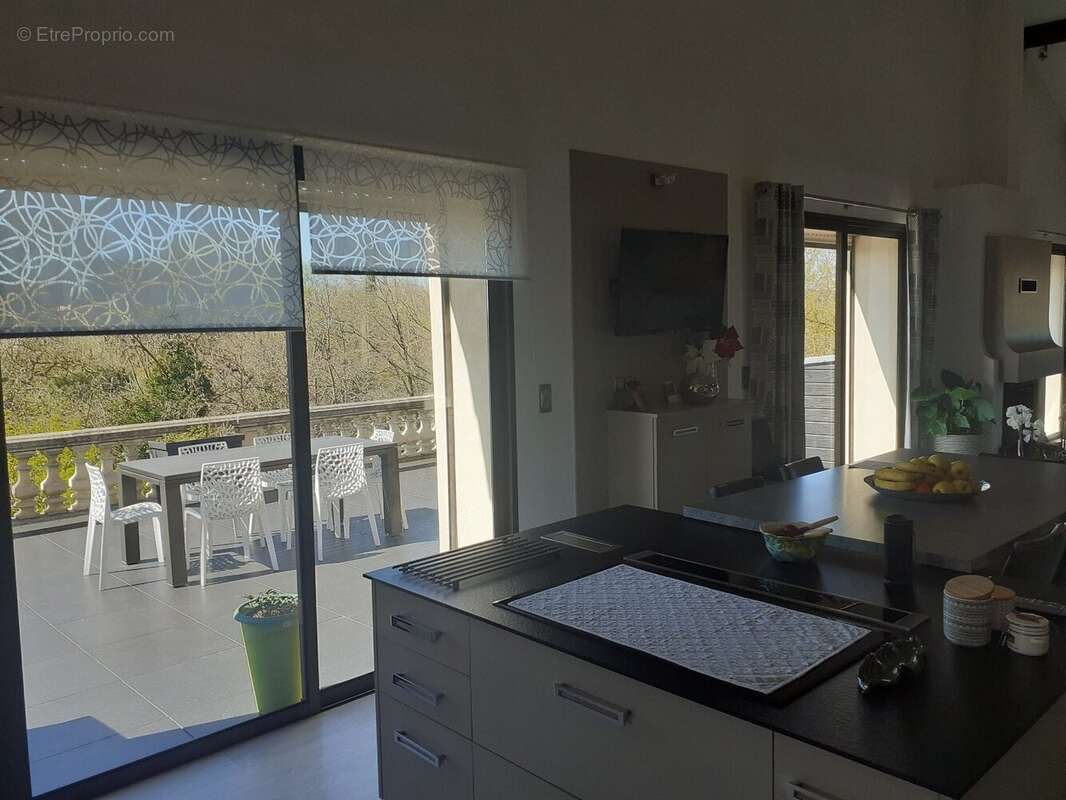 Maison à LIGNAN-SUR-ORB